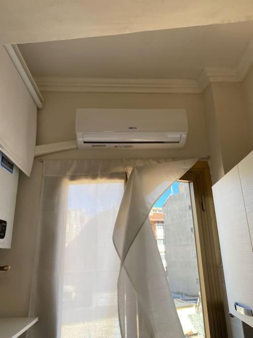 Ferienwohnung Luminoso Monolocale A 2 Passi Dalla Metro A Rom Exterior foto