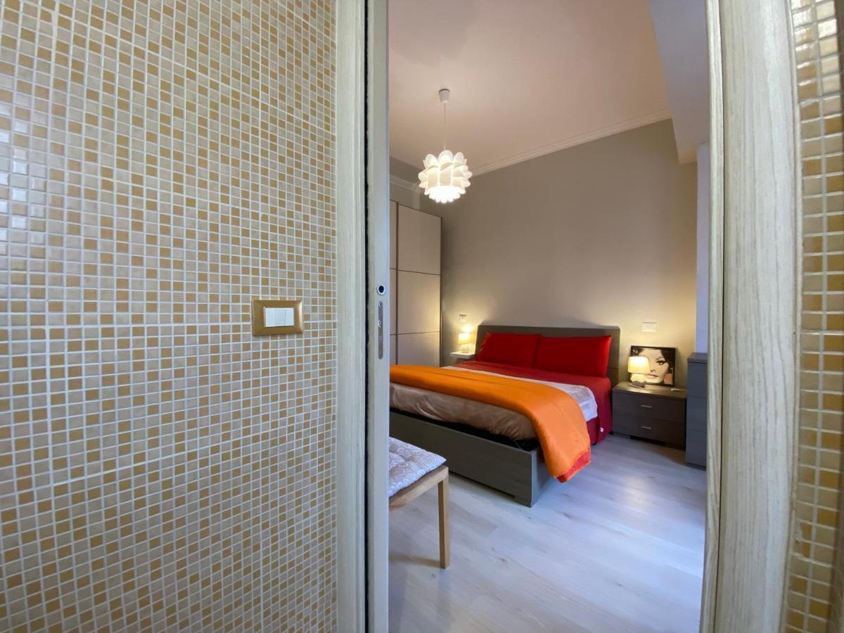 Ferienwohnung Luminoso Monolocale A 2 Passi Dalla Metro A Rom Exterior foto